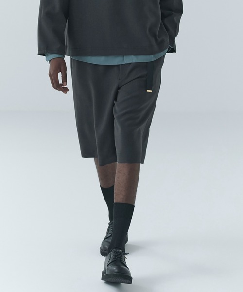 CULLNI(クルニ)の「Relax Dry Stretch Half Pant with Adjustable Belt(その他パンツ・メンズ・アッシュブラウン/チャコール/ブルーグリーン/ブラック・2/1/0)」の3枚目の写真