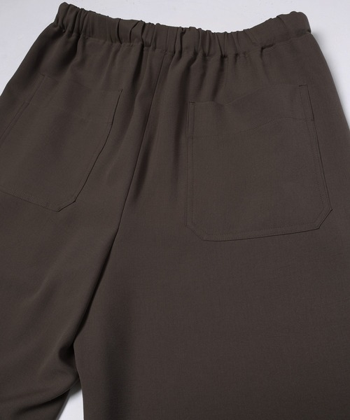CULLNI(クルニ)の「Relax Dry Stretch Half Pant with Adjustable Belt(その他パンツ・メンズ・アッシュブラウン/チャコール/ブルーグリーン/ブラック・2/1/0)」の15枚目の写真