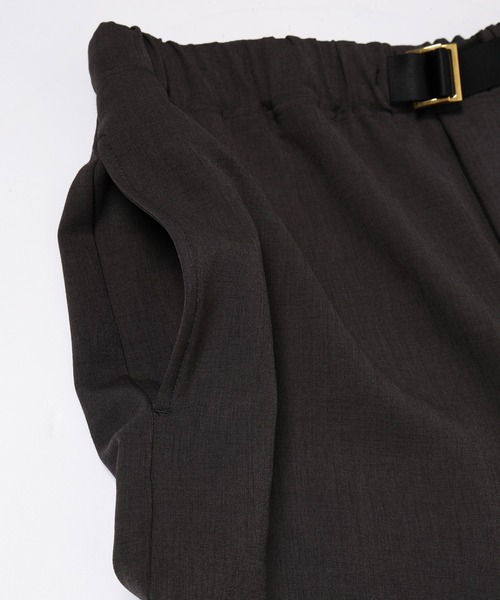 CULLNI(クルニ)の「Relax Dry Stretch Half Pant with Adjustable Belt(その他パンツ・メンズ・アッシュブラウン/チャコール/ブルーグリーン/ブラック・2/1/0)」の18枚目の写真