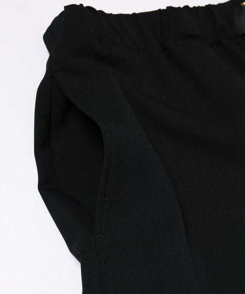 CULLNI(クルニ)の「Relax Dry Stretch Half Pant with Adjustable Belt(その他パンツ・メンズ・アッシュブラウン/チャコール/ブルーグリーン/ブラック・2/1/0)」の21枚目の写真
