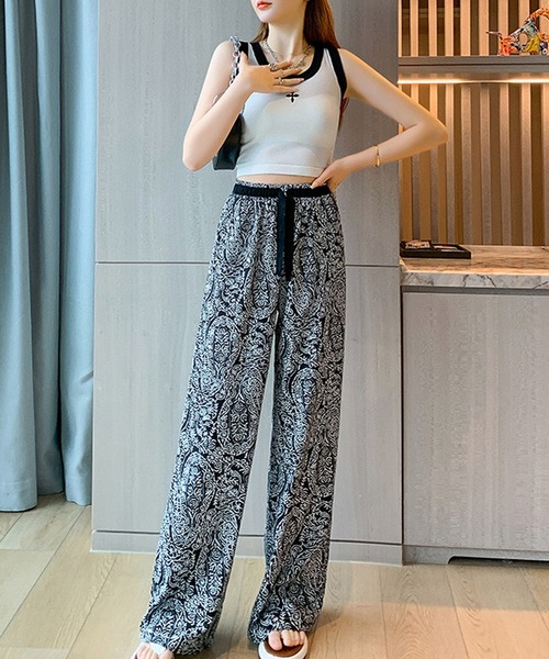NANEA（ナネア）の「ペイズリー柄イージーパンツ（その他パンツ・レディース・ホワイト/ブラック・LARGE/MEDIUM/SMALL）」の11枚目の写真