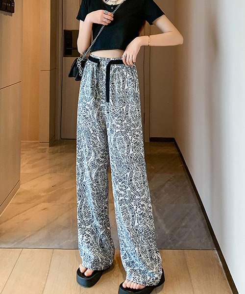 NANEA（ナネア）の「ペイズリー柄イージーパンツ（その他パンツ・レディース・ホワイト/ブラック・LARGE/MEDIUM/SMALL）」の17枚目の写真