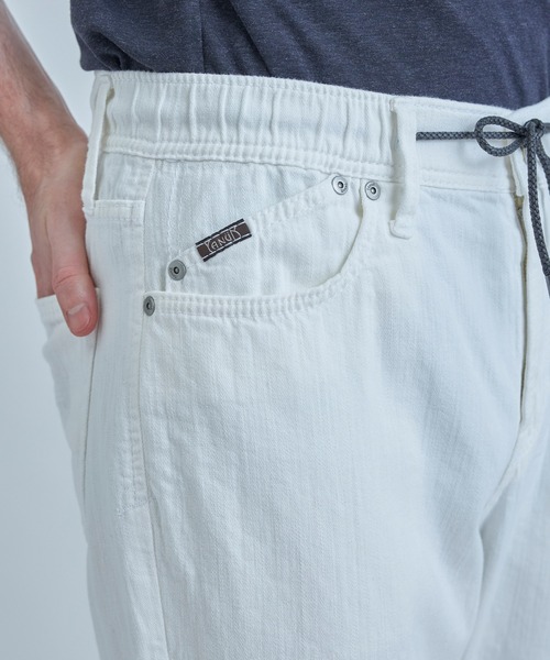 MEN'S BIGI（メンズビギ）の「【YANUK/ヤヌーク】別注 Resort Jeans（デニムパンツ・メンズ・ホワイト/インディゴブルー/ブラック・04/03/02/01）」の7枚目の写真