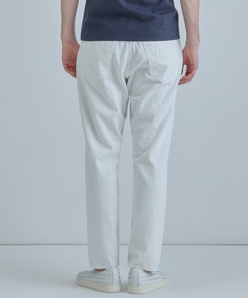 MEN'S BIGI（メンズビギ）の「【YANUK/ヤヌーク】別注 Resort Jeans（デニムパンツ・メンズ・ホワイト/インディゴブルー/ブラック・04/03/02/01）」の5枚目の写真