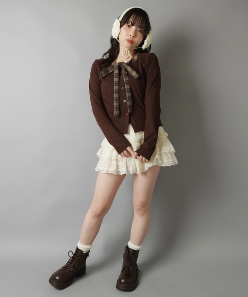 SPINNS(スピンズ)の「チェックリボンが視線を奪う♪レイヤード風ガーリートップス(Tシャツ/カットソー・レディース・チャコール/ブラウン/アイボリー・ONESIZE)」の16枚目の写真