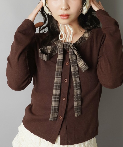 SPINNS(スピンズ)の「チェックリボンが視線を奪う♪レイヤード風ガーリートップス(Tシャツ/カットソー・レディース・チャコール/ブラウン/アイボリー・ONESIZE)」の9枚目の写真