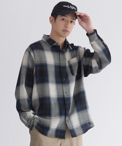 coca（coca）（コカ）の「オンブレチェック長袖シャツ（シャツ/ブラウス・メンズ・ネイビー/アイボリー・L/XL/M）」の2枚目の写真