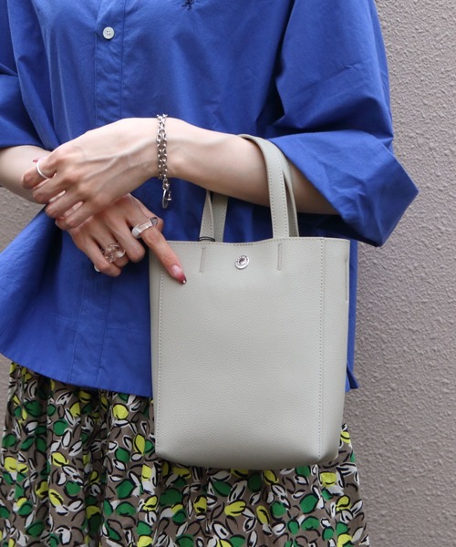 ORCIVAL(オーシバル)の「ORCIVAL/オーシバル レザーショルダーバッグ LEATHER SHOULDER BAG SMALL OR-H0346 DFT(ショルダーバッグ・レディース・ベージュ/ライトベージュ/ブラック・FREE)」の5枚目の写真