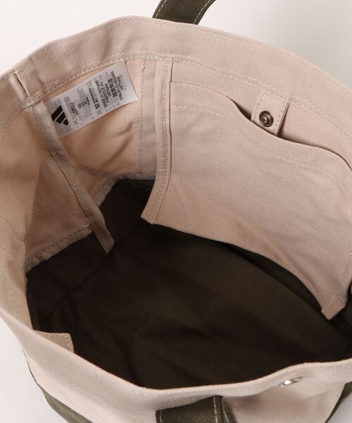 adidas（アディダス）の「adidas/アディダス WOMEN'S MUST HAVES（ウィメンズ マストハブ）キャンバストートバッグ NEB32（トートバッグ・メンズ・ミント/ベージュ・FREE）」の7枚目の写真