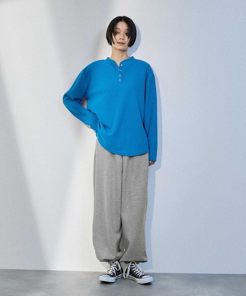 Mac-House(マックハウス)の「milli de l'air ワッフルヘンリーネックプルオーバー(Tシャツ/カットソー・レディース・グレー/ホワイト/ネイビー・M)」の13枚目の写真