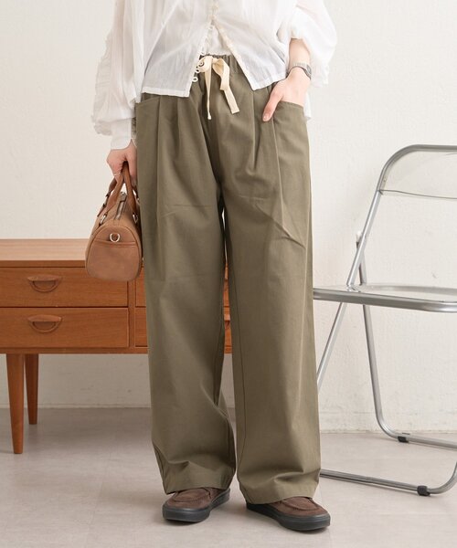 GEVACO（ゲバコ）の「【GEVACO】L字ポケットテーパードパンツ/ユニセックス（その他パンツ・レディース・カーキ/ベージュ・MEDIUM/SMALL/LARGE）」の2枚目の写真