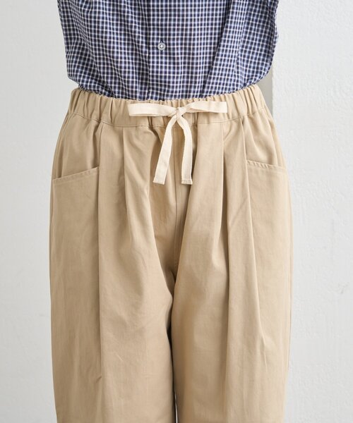 GEVACO（ゲバコ）の「【GEVACO】L字ポケットテーパードパンツ/ユニセックス（その他パンツ・レディース・カーキ/ベージュ・MEDIUM/SMALL/LARGE）」の5枚目の写真