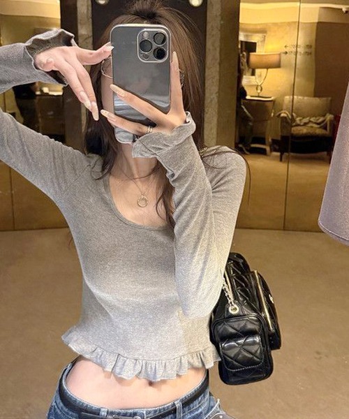 HALEY PESCA(ヘーリーペスカ)の「HALEY PESCA/シンプルスクープド・ネックフリルトップス(Tシャツ/カットソー・レディース・ブラック/グレー・MEDIUM/SMALL)」の2枚目の写真