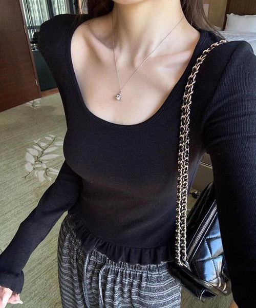 HALEY PESCA(ヘーリーペスカ)の「HALEY PESCA/シンプルスクープド・ネックフリルトップス(Tシャツ/カットソー・レディース・ブラック/グレー・MEDIUM/SMALL)」の4枚目の写真