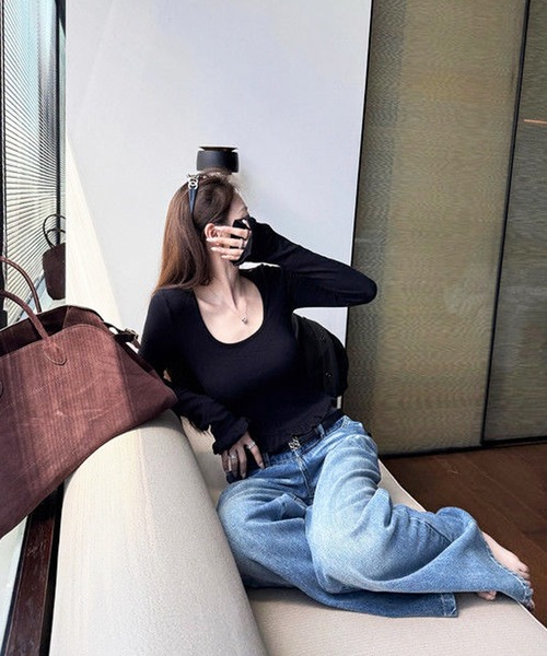 HALEY PESCA(ヘーリーペスカ)の「HALEY PESCA/シンプルスクープド・ネックフリルトップス(Tシャツ/カットソー・レディース・ブラック/グレー・MEDIUM/SMALL)」の11枚目の写真