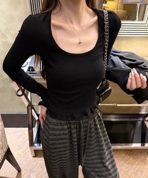 HALEY PESCA(ヘーリーペスカ)の「HALEY PESCA/シンプルスクープド・ネックフリルトップス(Tシャツ/カットソー・レディース・ブラック/グレー・MEDIUM/SMALL)」の5枚目の写真