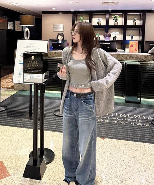 HALEY PESCA(ヘーリーペスカ)の「HALEY PESCA/シンプルスクープド・ネックフリルトップス(Tシャツ/カットソー・レディース・ブラック/グレー・MEDIUM/SMALL)」の15枚目の写真