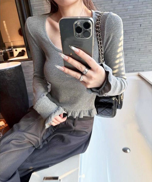 HALEY PESCA(ヘーリーペスカ)の「HALEY PESCA/シンプルスクープド・ネックフリルトップス(Tシャツ/カットソー・レディース・ブラック/グレー・MEDIUM/SMALL)」の18枚目の写真