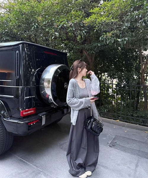 HALEY PESCA(ヘーリーペスカ)の「HALEY PESCA/シンプルスクープド・ネックフリルトップス(Tシャツ/カットソー・レディース・ブラック/グレー・MEDIUM/SMALL)」の20枚目の写真