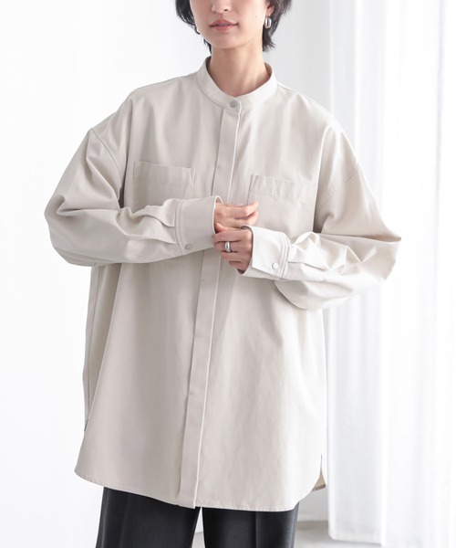 for/c(フォーシー)の「なめらかツイルシャツアウター【サスティナブル】(シャツ/ブラウス・レディース・ブラック/ライトベージュ・L/M)」の3枚目の写真