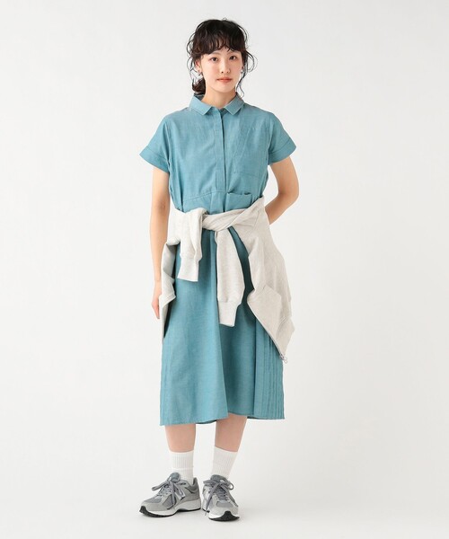 BEAMS HEART(ビームスハート)の「脇ピンタック シャツワンピース(ワンピース・レディース・ダークグリーン/ライトブルー/ブラック・FREE)」の2枚目の写真