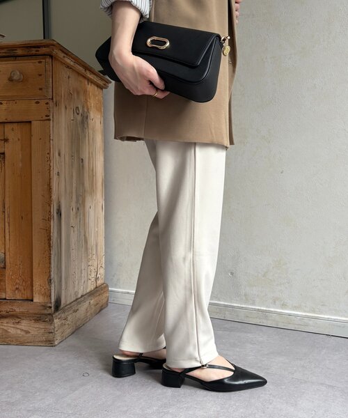 Thevon（ゼボン）の「ラインカットテーパードパンツ（その他パンツ・レディース・ブラウン/チャコールグレー/アイボリー/ブラック・FREE）」の8枚目の写真