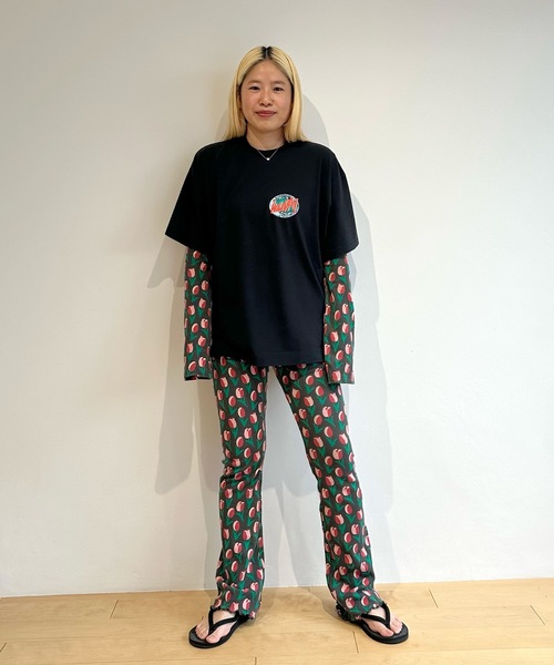 HOLIDAY（ホリデイ）の「SUPER RIB PADDED SHOULDER CREW-NECK L/S TOPS (TULIP) スーパーリブパディッドショルダークルーネックロングスリーブトップス (チューリップ)（Tシャツ/カットソー・レディース・チャコールグレー・ONE SIZE）」の11枚目の写真