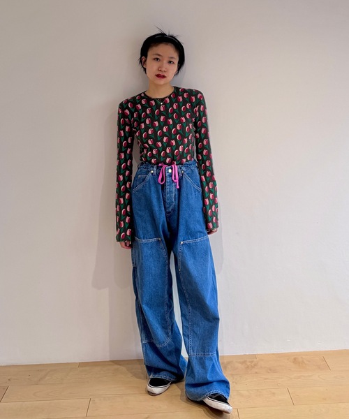 HOLIDAY（ホリデイ）の「SUPER RIB PADDED SHOULDER CREW-NECK L/S TOPS (TULIP) スーパーリブパディッドショルダークルーネックロングスリーブトップス (チューリップ)（Tシャツ/カットソー・レディース・チャコールグレー・ONE SIZE）」の15枚目の写真