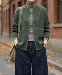 I.O.E（アイオイ）の「ステッチラインデザインニットカーディガン（ノーカラージャケット）」