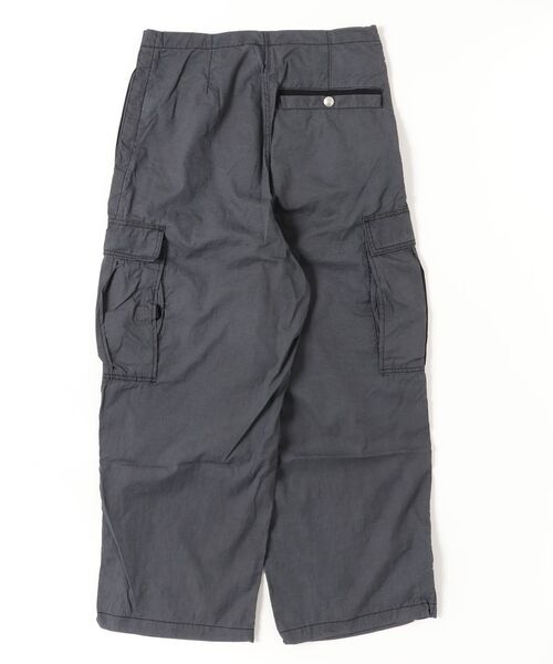 WILD THINGS(ワイルドシングス)の「ダブルダイナイロンカーゴパンツ│DOUBLE DYED NYLON CARGO PANTS(その他パンツ・メンズ・ホワイト系その他/グレー系カモフラージュ/オリーブ/ブラック・XL/M/L/S)」の15枚目の写真