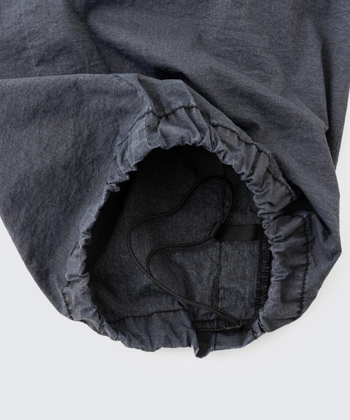 WILD THINGS(ワイルドシングス)の「ダブルダイナイロンカーゴパンツ│DOUBLE DYED NYLON CARGO PANTS(その他パンツ・メンズ・ホワイト系その他/グレー系カモフラージュ/オリーブ/ブラック・XL/M/L/S)」の13枚目の写真