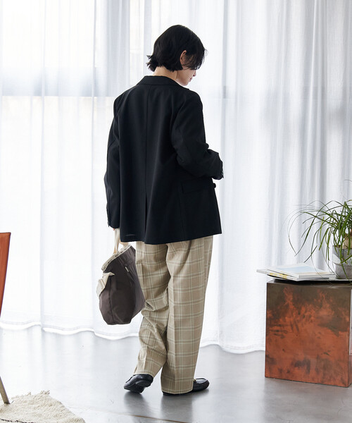 FREAK'S STORE（フリークスストア）の「接触冷感/UVカット LINEN TOUCH ダブルブレストジャケット/リネンタッチ ジャケット（テーラードジャケット・レディース・グレー/ブラック/ネイビー/ベージュ・ﾌﾘ-）」の20枚目の写真