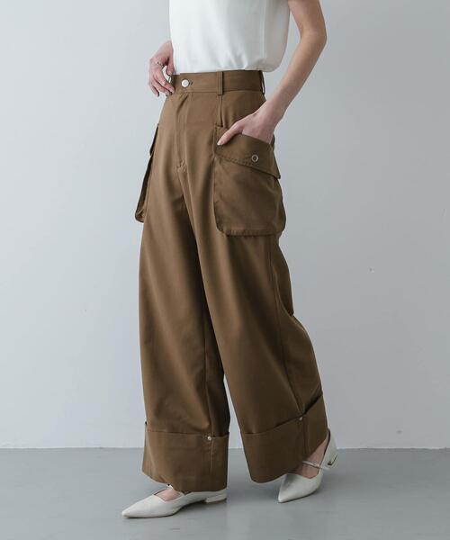 SENSE OF PLACE by URBAN RESEARCH（センスオブプレイスバイアーバンリサーチ）の「ロールアップポケットワイドパンツ（その他パンツ・レディース・ブラック/ベージュ・MEDIUM/SMALL）」の6枚目の写真