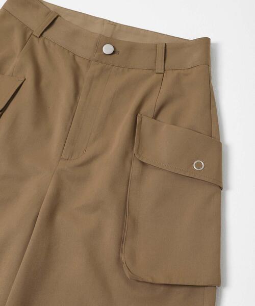 SENSE OF PLACE by URBAN RESEARCH（センスオブプレイスバイアーバンリサーチ）の「ロールアップポケットワイドパンツ（その他パンツ・レディース・ブラック/ベージュ・MEDIUM/SMALL）」の12枚目の写真