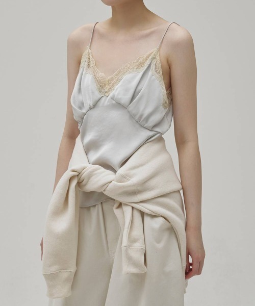 TODAYFUL(トゥデイフル)の「TODAYFUL Satin Lace Camisole サテンレースキャミソール/12610431(キャミソール・レディース・ブラック/ミント/アイボリー・ONE SIZE)」の3枚目の写真