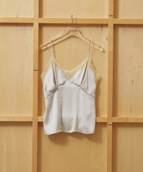 TODAYFUL(トゥデイフル)の「TODAYFUL Satin Lace Camisole サテンレースキャミソール/12610431(キャミソール・レディース・ブラック/ミント/アイボリー・ONE SIZE)」の17枚目の写真