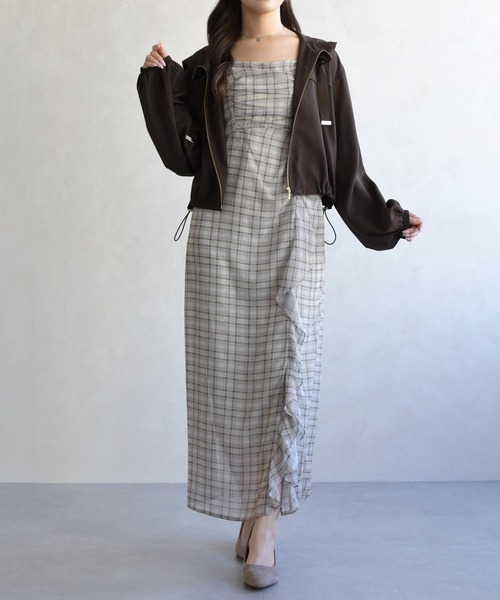 31 Sons de mode（トランテアン　ソン　ドゥ　モード）の「2026春夏新作 アソートドレープキャミワンピース（ワンピース・レディース・イエロー系/ブラウン系/グリーン系・M/S）」の22枚目の写真