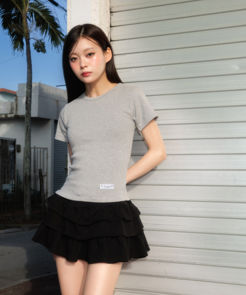 ROSEFRANTZ（ロゼフランツ）の「Essential Rose Label T-Shirt [Gray]（Tシャツ/カットソー・レディース・ミックスグレー・OS）」の3枚目の写真