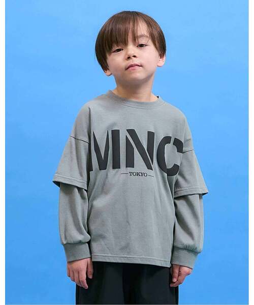 b・ROOM(ビールーム)の「【防汚・速乾・型崩れしない】フェイクレイヤードTシャツ【MNCM】【子供服】【キッズ】【男の子】【女の子】(Tシャツ/カットソー・キッズ・アイボリー/チャコール/カーキ/ブラック・110cm/130cm/120cm/140cm/150cm)」の4枚目の写真