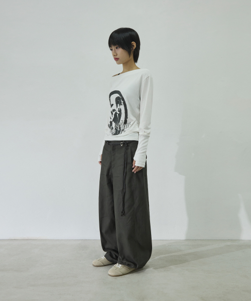 SLEEKGLOW（スリック グロウ）の「ポートレートボートネックTシャツ[ホワイト]（Tシャツ/カットソー・レディース・その他・FREE）」の9枚目の写真