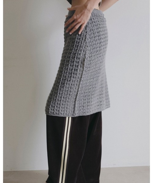 anuke（アンヌーク）の「Pattern Knit Skirt（スカート・レディース・アイボリー/グレー・FREE）」の9枚目の写真