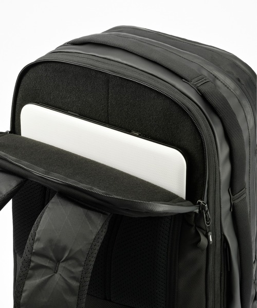 ace.(エース)の「【ace. GENE/エースジーン】 ラグレンティスX バックパック 23L(27L)(バックパック/リュック・メンズ・ブラック・FREE)」の4枚目の写真