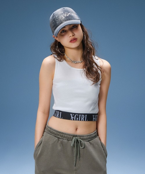 X-girl(エックスガール)の「RHINESTONE CURSIVE LOGO NECKLACE(ネックレス・レディース・シルバー・ONE SIZE)」の10枚目の写真