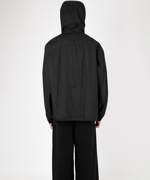 LAD MUSICIAN(ラッドミュージシャン)の「NYLON MINI RIPSTOP HOODED BLOUSON(ナイロンジャケット・メンズ・ブラック・42/46/44)」の4枚目の写真