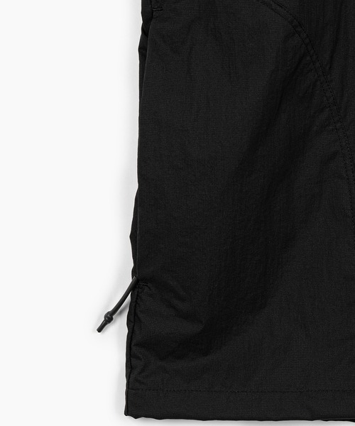 LAD MUSICIAN(ラッドミュージシャン)の「NYLON MINI RIPSTOP HOODED BLOUSON(ナイロンジャケット・メンズ・ブラック・42/46/44)」の8枚目の写真