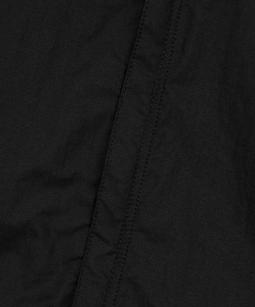LAD MUSICIAN(ラッドミュージシャン)の「NYLON MINI RIPSTOP HOODED BLOUSON(ナイロンジャケット・メンズ・ブラック・42/46/44)」の10枚目の写真