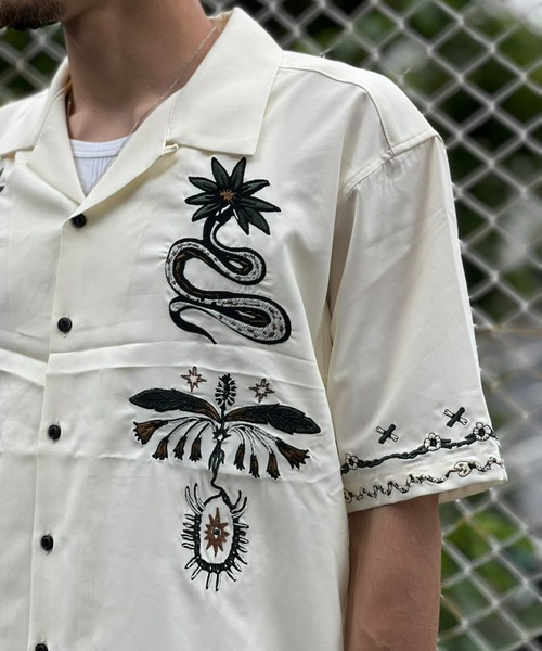 ROARK REVIVAL(ロアークリバイバル)の「【ROARK】"AUGS PALM" GONZO S/S(シャツ/ブラウス・メンズ・ホワイト・MEDIUM/LARGE/X-LARGE)」の6枚目の写真