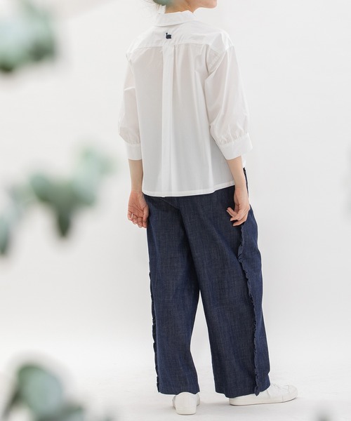 nop de nod(ノップドゥノッド)の「太前立て6分袖シャツ(シャツ/ブラウス・レディース・ブラック/ブルー/オフホワイト・3)」の6枚目の写真