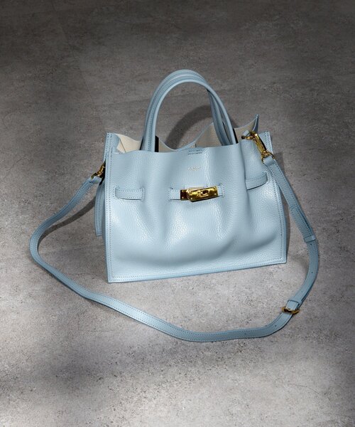 La boutique BonBon（ラブティックボンボン）の「【ヴィオラドーロ】イタリアンWフェイス型押しレザートート（トートバッグ・レディース・ピンク/ライトグレー/サックスブルー/グレー系その他・FREE）」の3枚目の写真