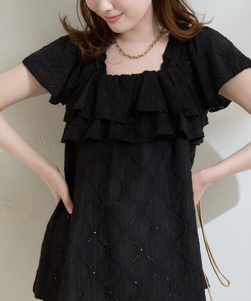 natural couture（ナチュラルクチュール）の「ポコポコカットフリルキャミ（シャツ/ブラウス・レディース・レッド/ミント/ブラック/アイボリー・FREE）」の5枚目の写真